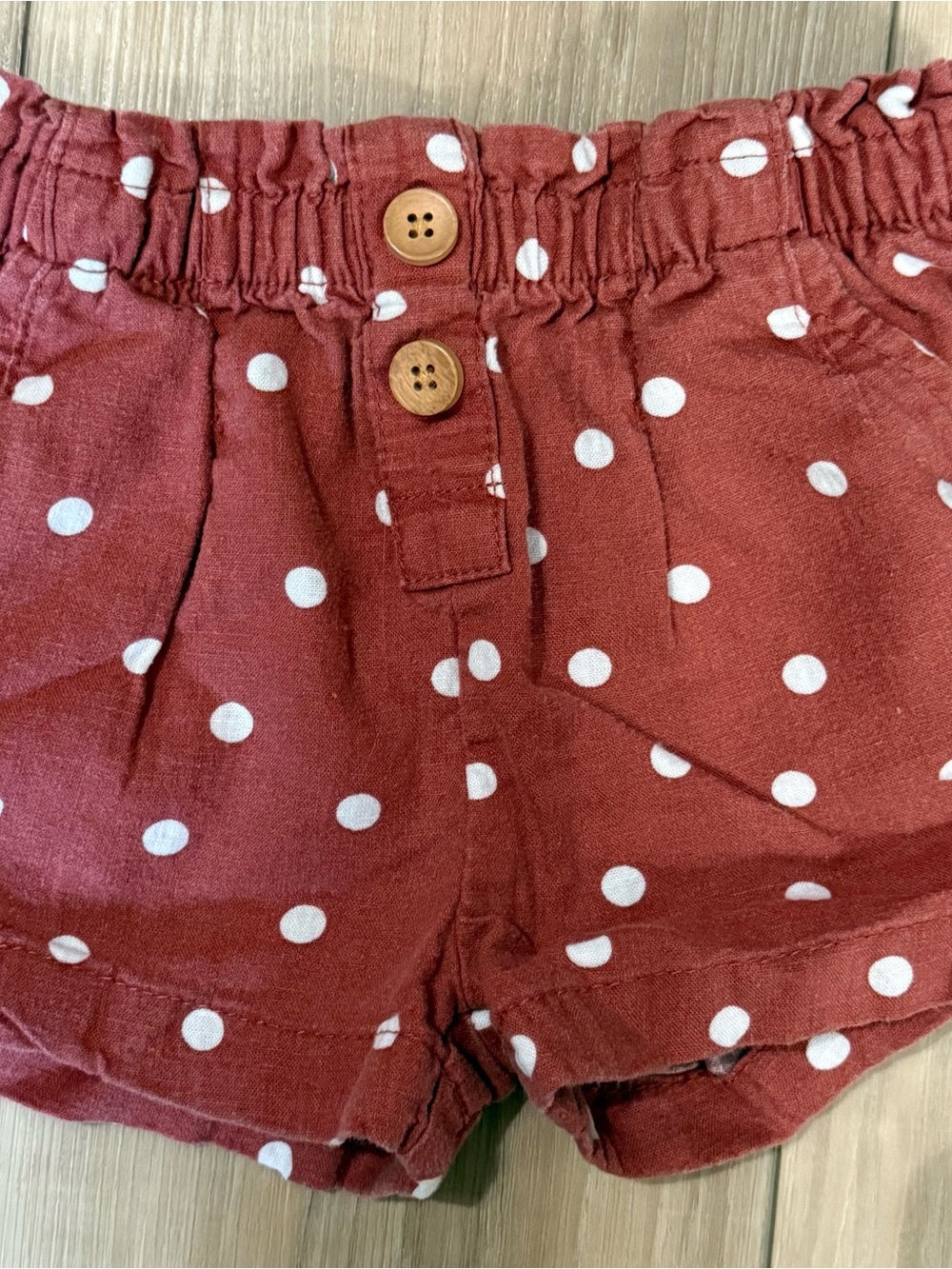 OshKosh • 24M • polka dot shorts